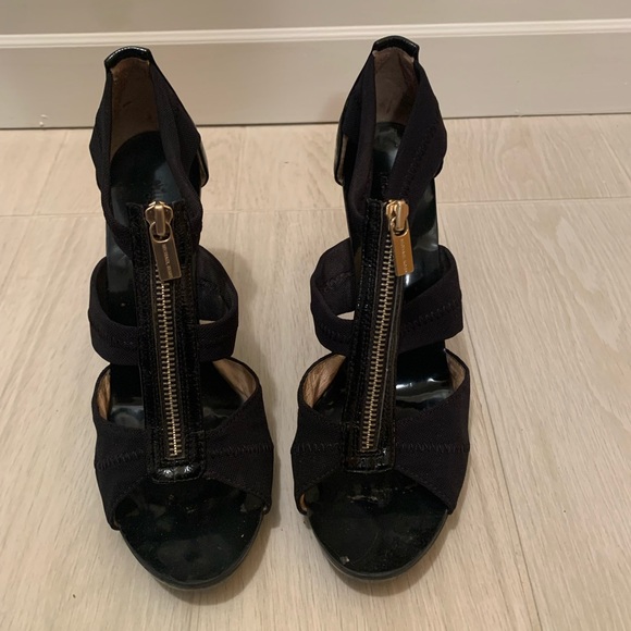 Michael Kors Vintage Black Zip-Up Pumps - Size 8.5 - Picture 1 of 5